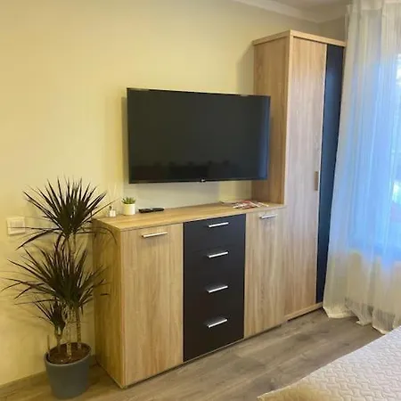 Lacplesa Ielas Nr 1 *